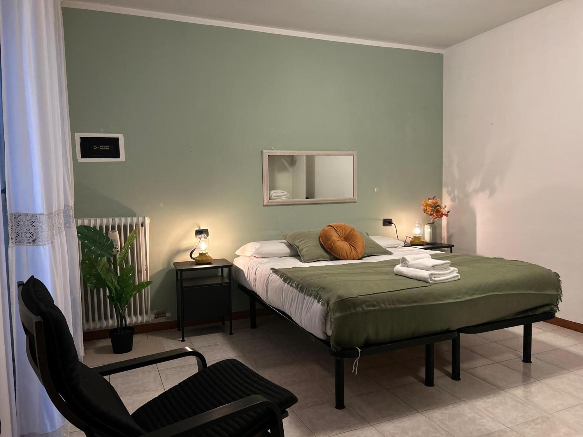 Accogliente Stanza Privata Con Bagno Privato - Daniele's House San Donato Milanese
